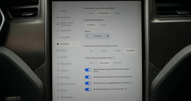 Tesla Model S cena 168510 przebieg: 151000, rok produkcji 2018 z Tuchola małe 781
